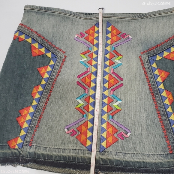 FREE PEOPLE Festival Staple, Aztec Tribal Embroidered Denim Mini Skirt, … - Picture 5 of 9